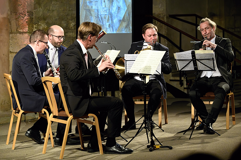 Symfonický orchestr hl. m. Prahy FOK: Obrazy a hudba, 23. listopadu 2023, Klášter sv. Anežky České – Prague Philharmonia Wind Quintet (foto Petr Dyrc)