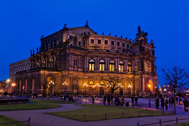 Semperoper (foto archiv)