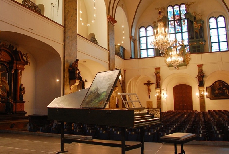 Kostel sv. Šimona a Judy (zdroj Symfonický orchestr hlavního města Prahy FOK)