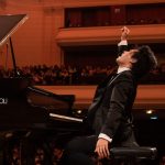 Bruce Lilu, 18. ročník International Chopin Piano Competition, 2021 (zdroj International Chopin Piano Competition, foto Wojciech Grzędziński)