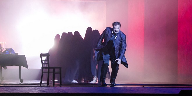 Wolfgang Amadeus Mozart: Don Giovanni - Semperoper Drážďany 2016 (foto © David Baltzer)