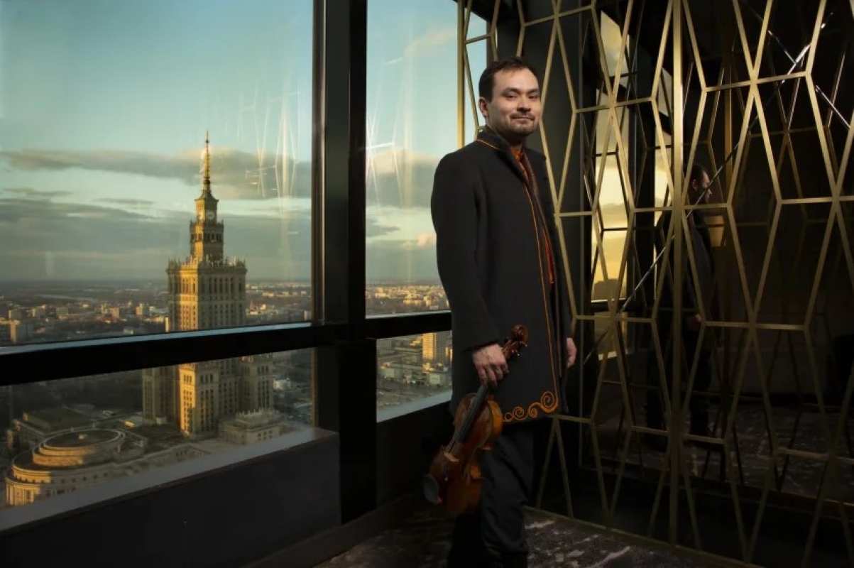 Janusz Wawrowski (zdroj Meet the Artist)