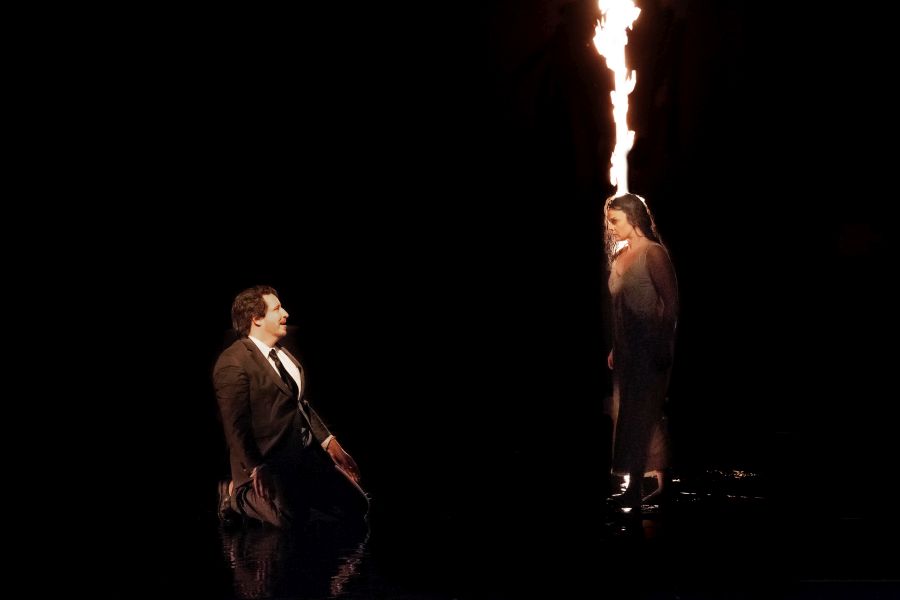 Béla Bartók: Hrad Modrovousův – Salzburger Festspiele 2022, premiéra 26. července 2022 (foto Monika Rittershaus)