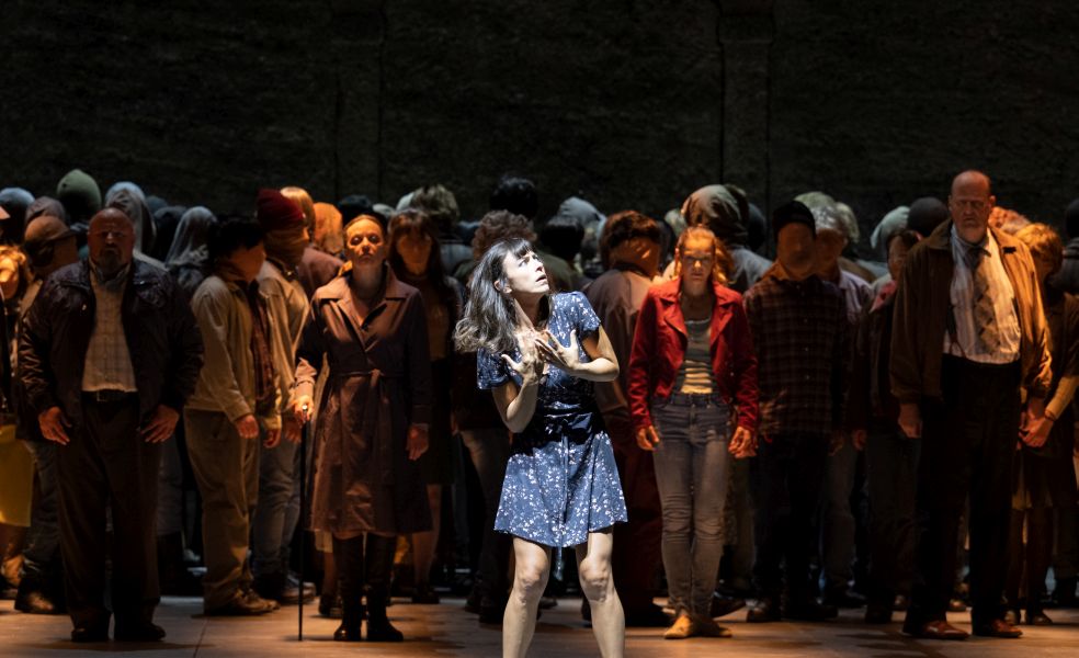 Leoš Janáček: Káťa Kabanová – Salzburger Festspiele, premiéra 7. srpna 2022 (foto Monika Rittershaus)