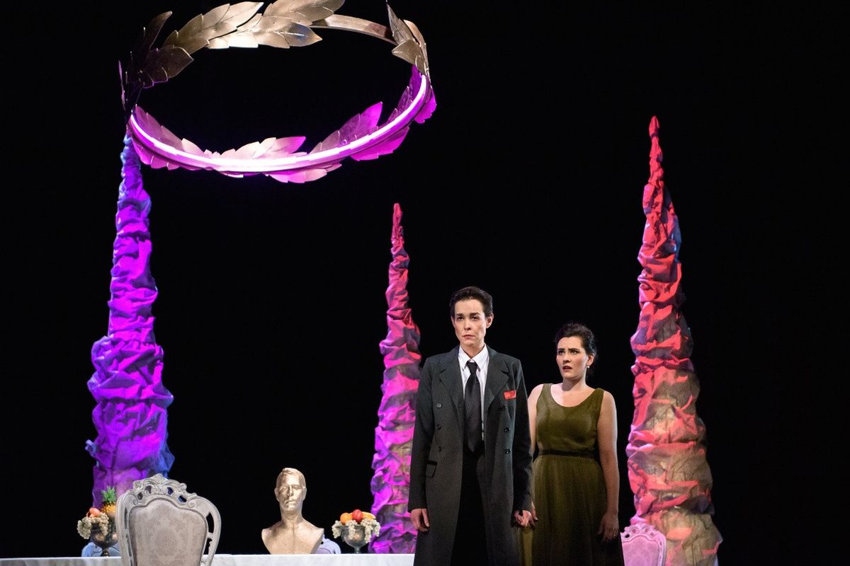 Wolfgang Amadeus Mozart: La clemenza di Tito – Barbora de Nunes-Cambraia, Zuzana Koś Kopřivová, Divadlo J. K. Tyla Plzeň (foto Martina Root)
