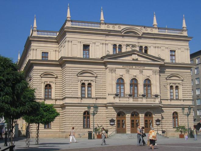 Slezské divadlo v Opavě (zdroj opava-city.cz)