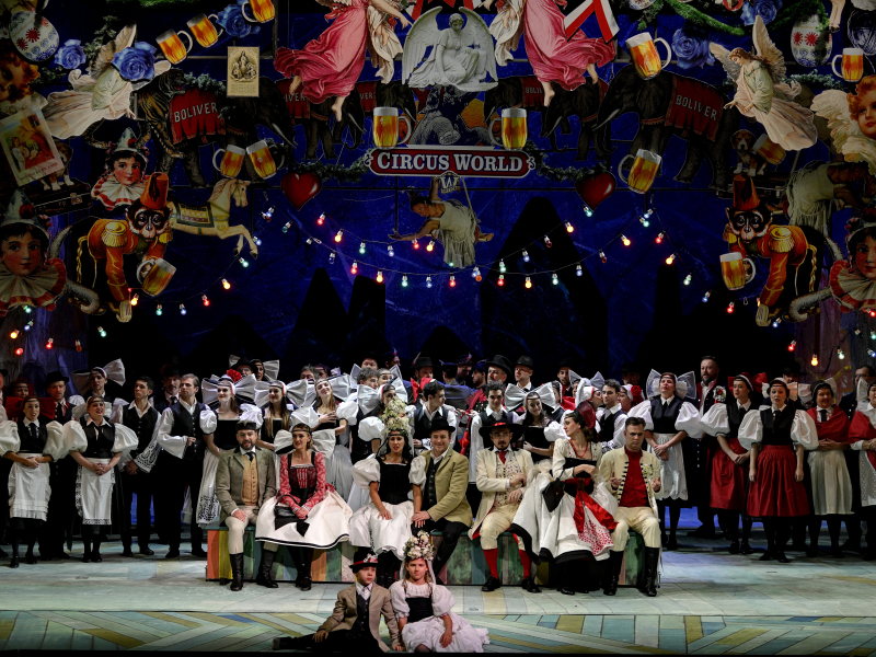 Bedřich Smetana: Prodaná nevěsta – Národní divadlo moravskoslezské (foto Martin Popelář)
