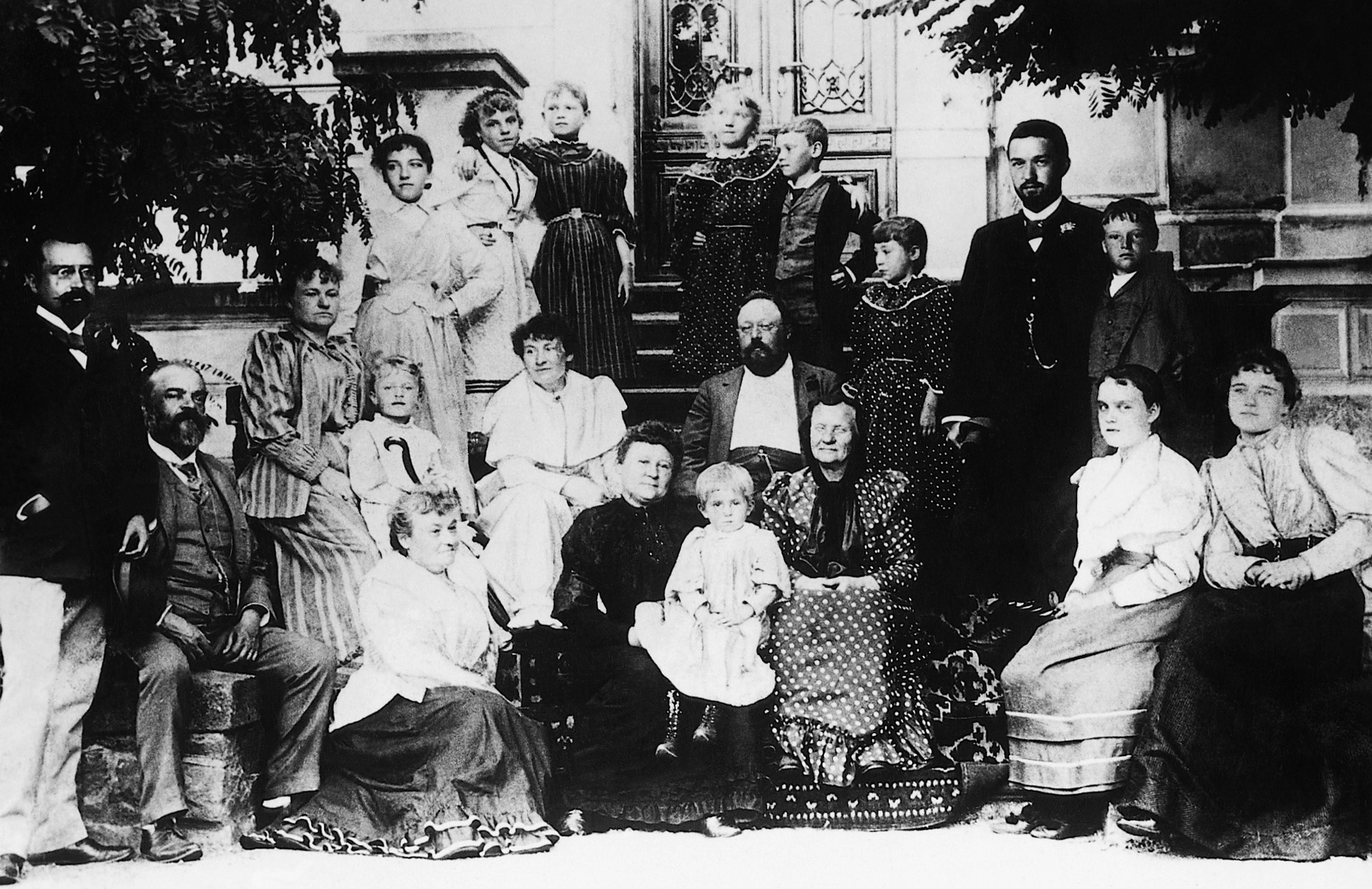 Josef Václav Sládek (zdroj Památník Antonína Dvořáka ve Vysoké u Příbramě)
