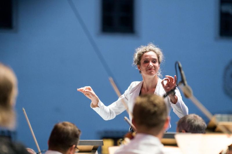 Alena Hron a Janáčkova filharmonie Ostrava (zdroj Janáčkova filharmonie Ostrava)