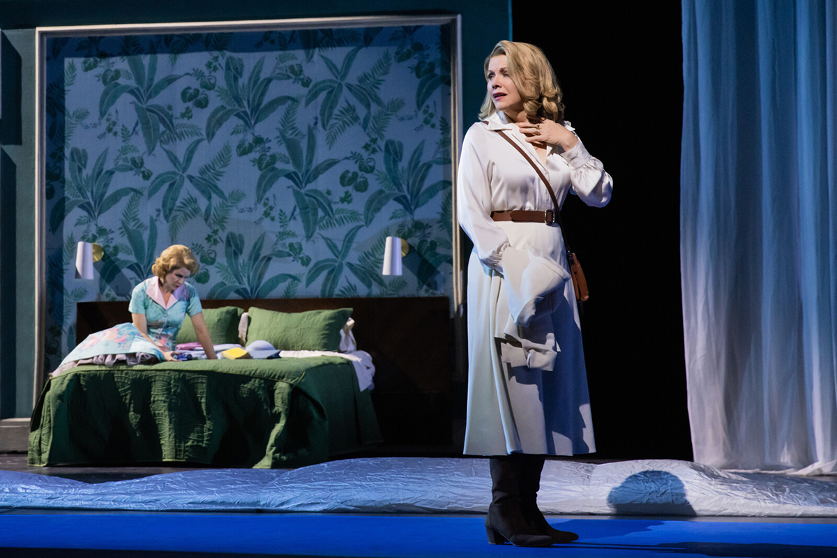 Kevin Puts: Hodiny – Metropolitní opera New York (zdroj Aerofilms)