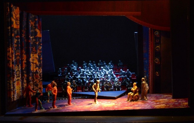 Návrh scény pro operu Turandot ve Wiener Staatsoper (foto Marco Arturo Marelli)