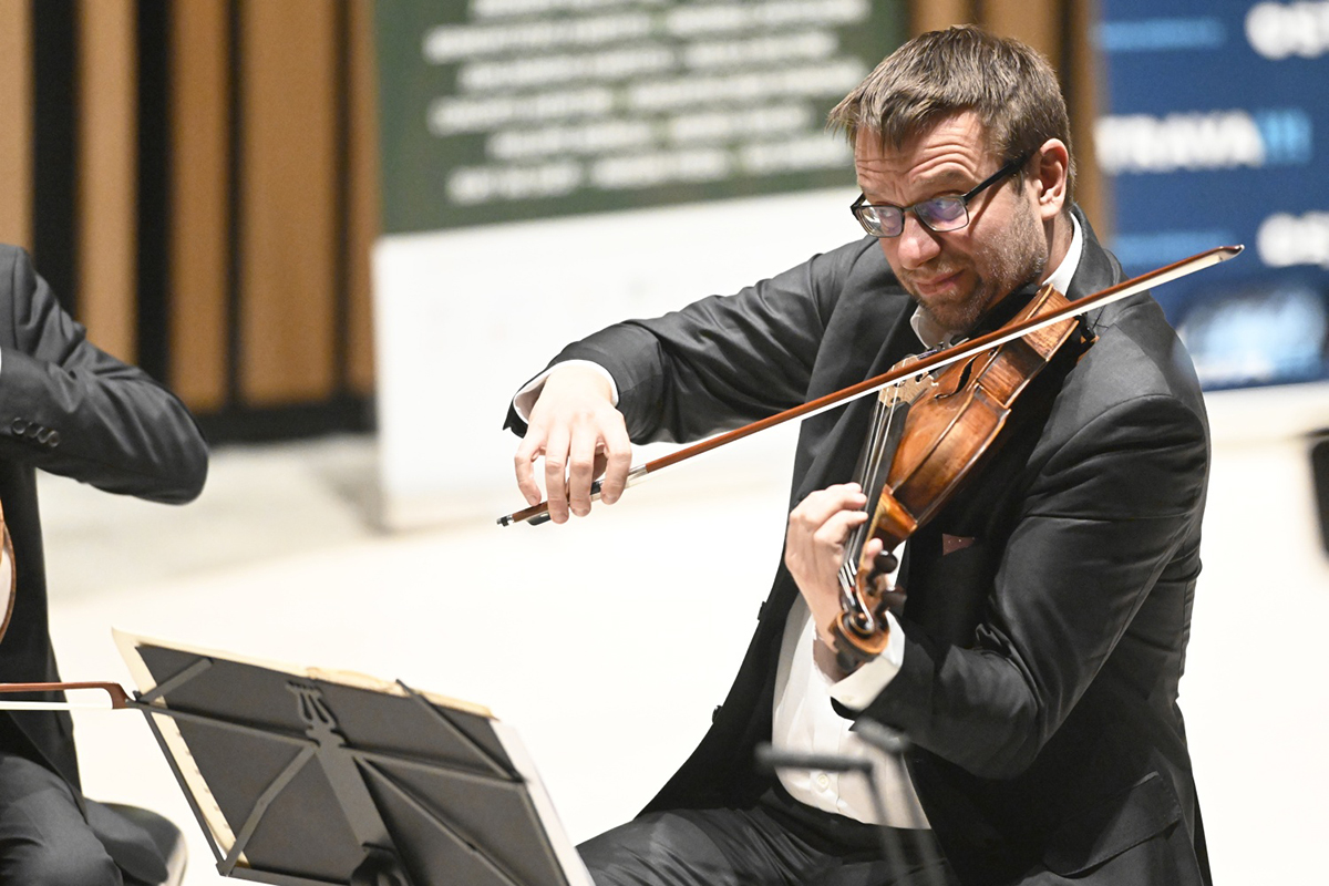 Svatováclavský hudební festival, 9. listopadu 2023, Komorní sál Fakulty umění Ostravské univerzity – Zemlinského kvarteto, Petr Holman (foto Ivan Korč)