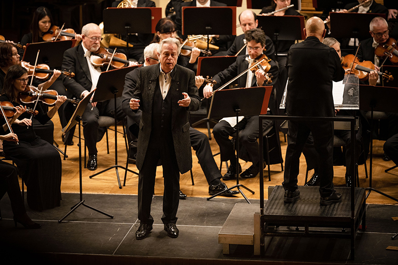 Vídeň klasicistní, Vídeň romantická, 25. ledna 2024, Besední dům, Brno – Christoph Prégardien, Dennis Russell Davies a Filharmonie Brno (foto Jakub Joch)