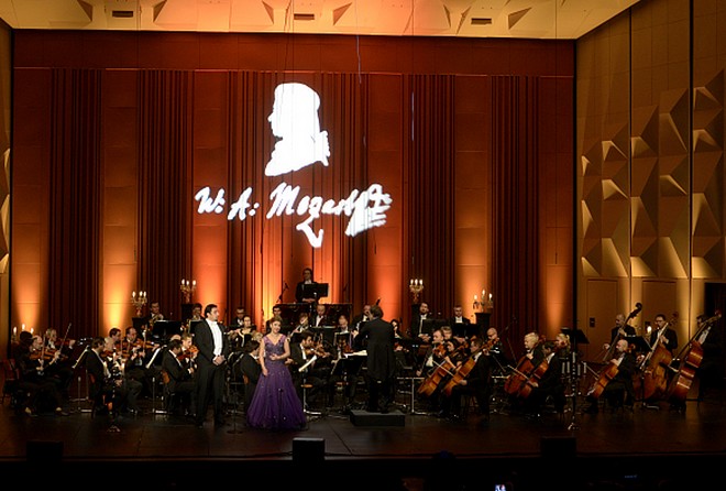 Mozart Gala – Kateřina Kněžíková, Adam Plachetka, Symfonický orchestr Českého rozhlasu –Tomáš Brauner - Kongresové centrum Praha 2015 (foto Martin Salajka)