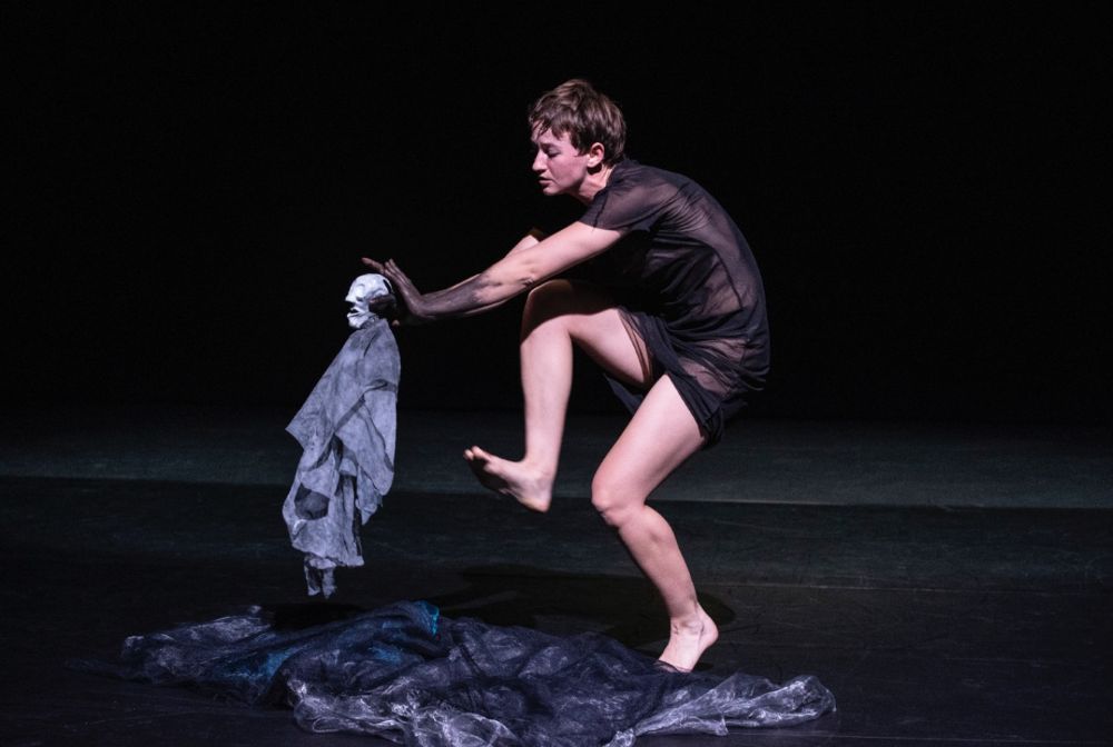 legaxy xx, choreografie a hudba Breeanne Saxton, za dílo získala ceny na festivalech Masdanza a Solotanz Theater Festival v roce 2021