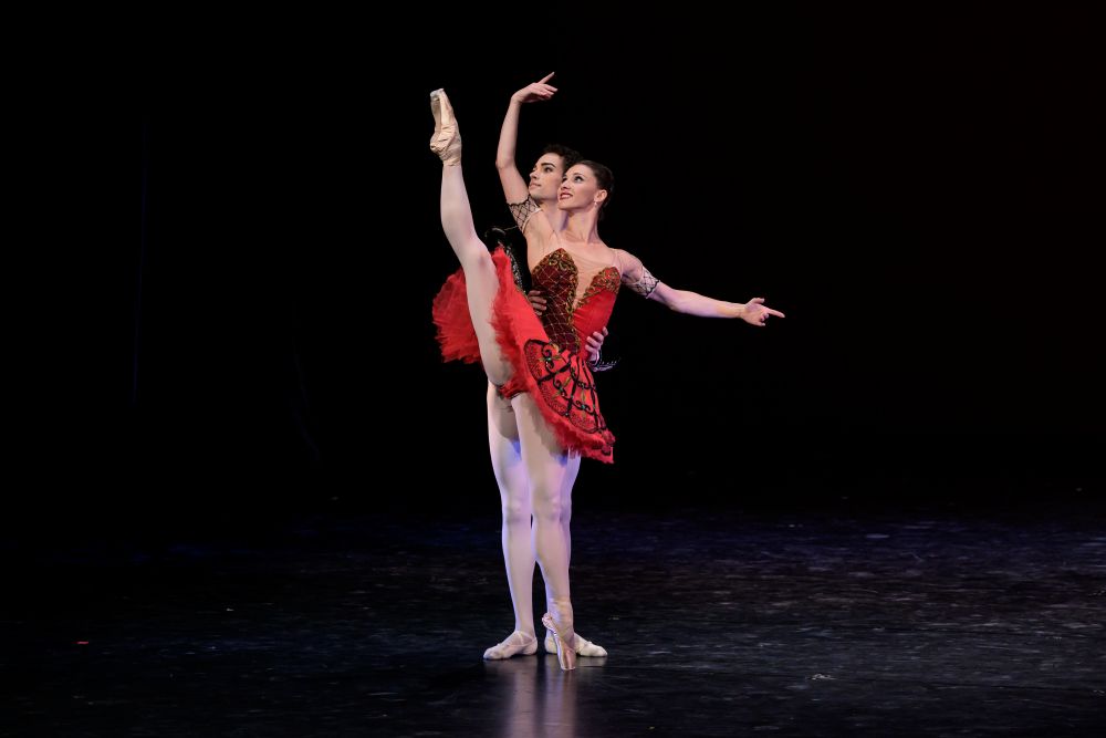 Don Quijote pas de deux, Maria Baranova a David Motta Soares (foto Serghei Gherciu)