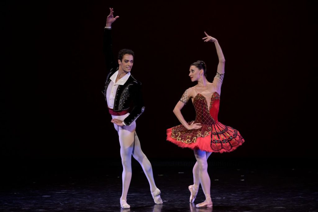 Don Quijote pas de deux, Maria Baranova a David Motta Soares (foto Serghei Gherciu)