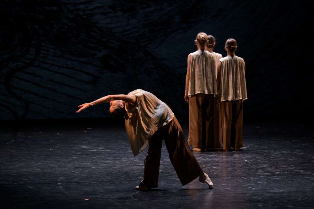 Účastníci Bubeníček Ballet Masterclass (foto Serghei Gherciu, Bubeníček International Ballet Gala)