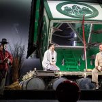 Giacomo Puccini: Madama Butterfly, Jihočeské divadlo – Tomáš Kořínek, Fréderique Friess, Jakub Hliněnský (foto Martina Root)