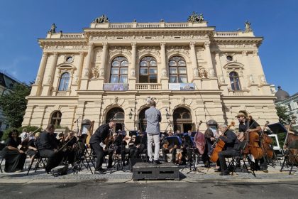 Divadlo F. X. Šaldy Liberec, Divadelní náměstí (zdroj Divadlo F. X. Šaldy Liberec)