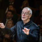 Česká filharmonie • Nicholas Kraemer, 22. ledna 2025, Rudolfinum, Dvořákova síň – Nicholas Kraemer (foto Petra Hajská)