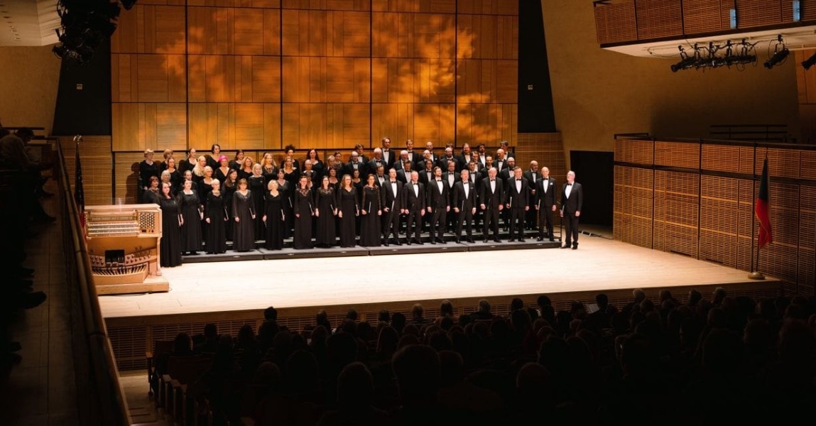 Pražský filharmonický sbor v Carnegie Hall, New York (foto Lukáš Masner)