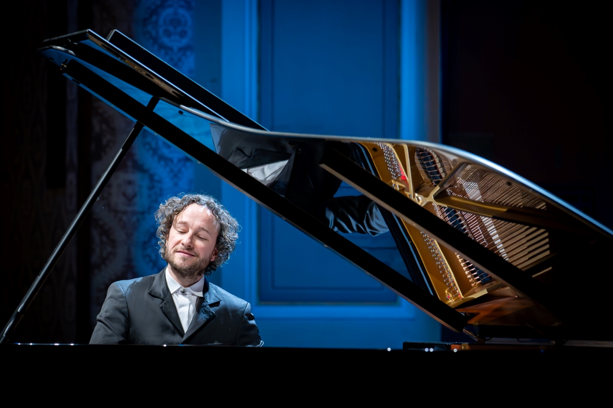 Martin Helmchen, 15. února 2024, Rudolfinum, Praha (zdroj Symfonický orchestr hl. m. Prahy FOK, foto Ivan Malý)