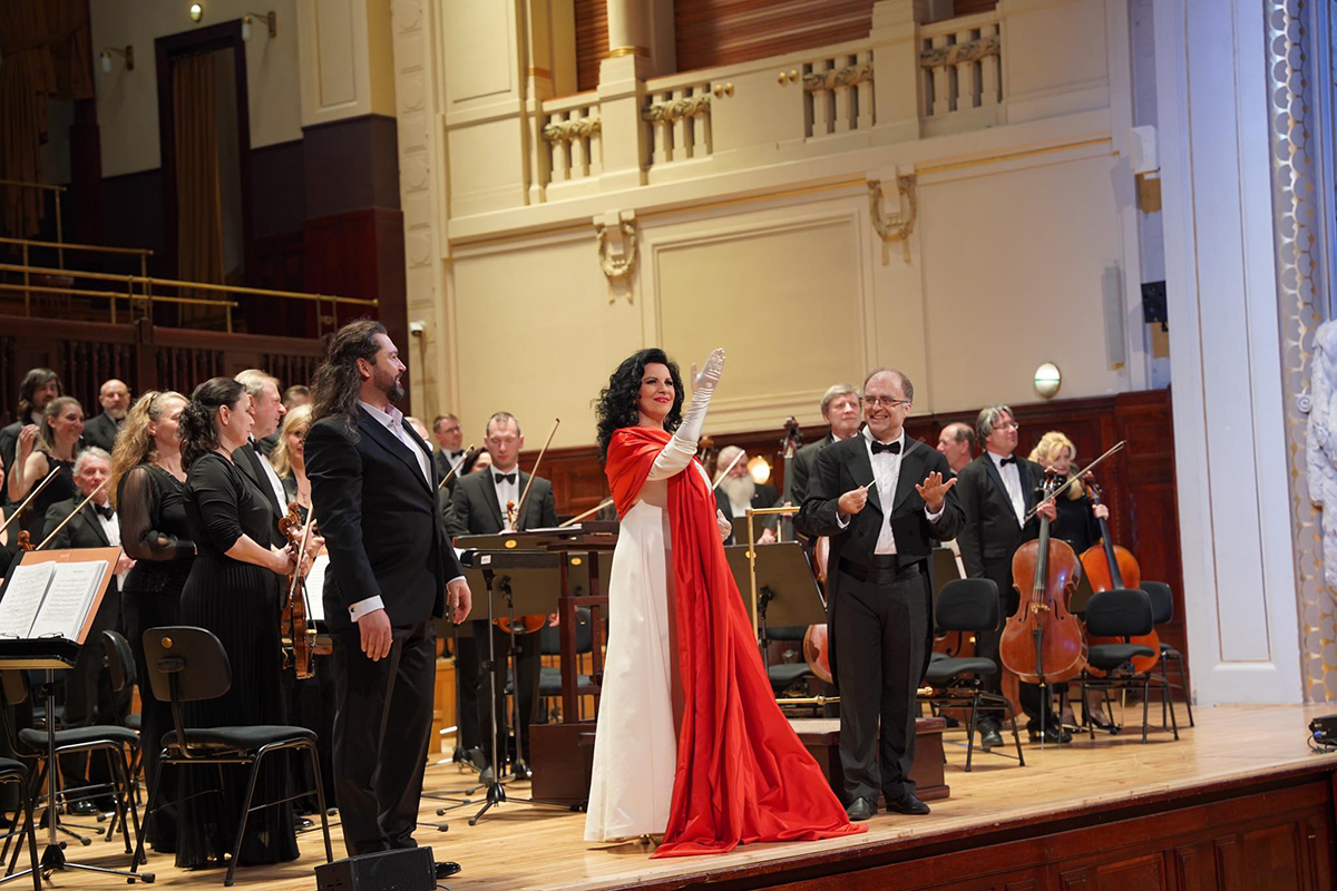Angela Gheorghiu: Diva for Ever, 23. března 2025, Smetanova síň Obecního domu – Teodor Ilincăi, Angela Gheorghiu a Nayden Todorov (foto Paula Iancic)