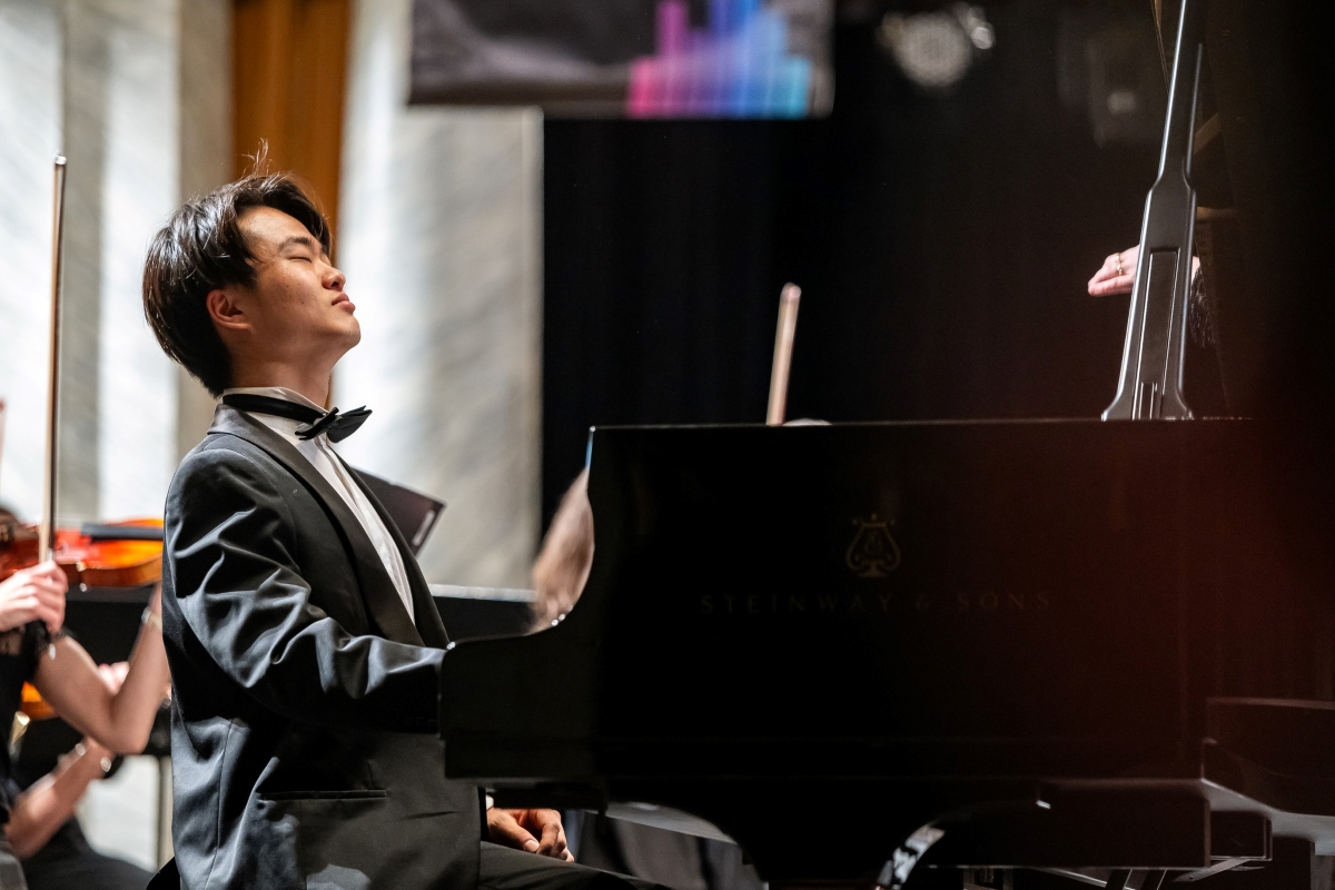 Kento Satsuma (Plzeňská filharmonie, foto Jan Kantor)