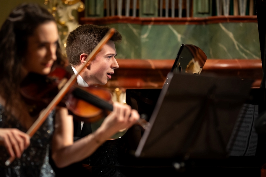 Kateřina Krejčová, Filip Martinka, 7. dubna 2025, Barokní refektář Profesního domu, Praha (zdroj Prague Philharmonia)