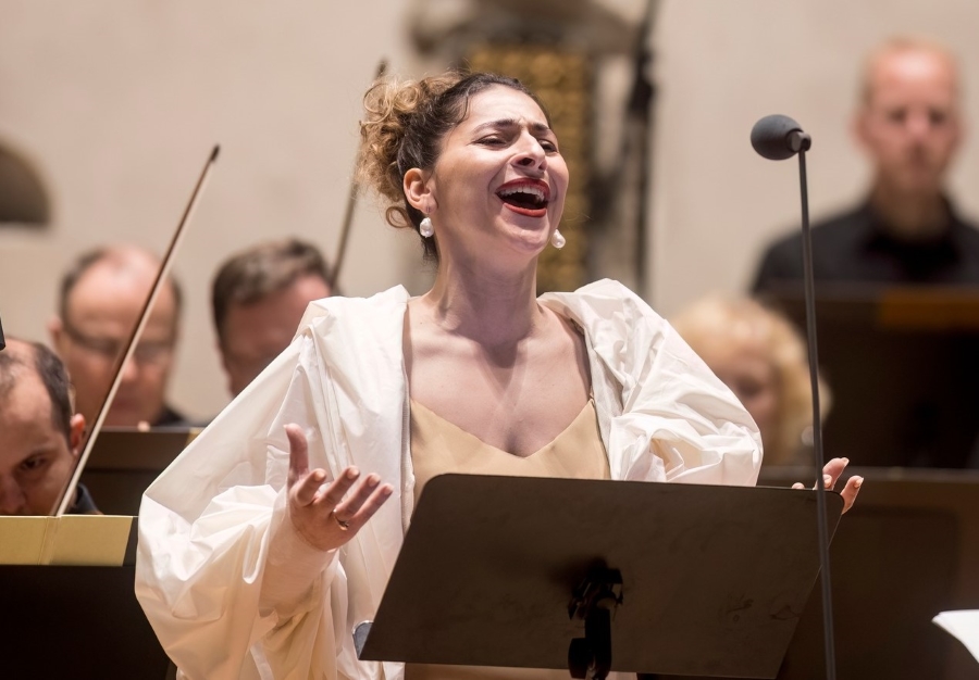 Bella Adamova, 9. dubna 2025, Betlémská kaple, Praha (zdroj Symfonický orchestr Českého rozhlasu, foto Vojtěch Brtnický)