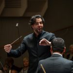 Domingo Hindoyan, 10. dubna 2025, Kino Vesmír, Ostrava (zdroj Janáčkova filharmonie Ostrava)