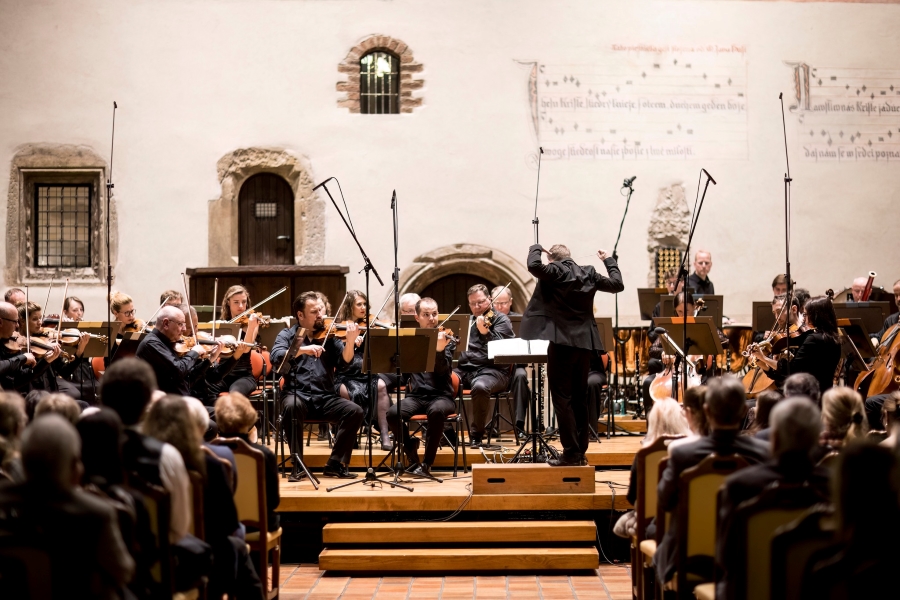 Gregor Mayrhofer, Symfonický orchestr Českého rozhlasu, 9. dubna 2025, Betlémská kaple, Praha (zdroj Symfonický orchestr Českého rozhlasu, foto Vojtěch Brtnický)