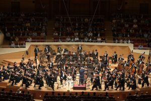 NHK Symphony Orchestra Tokyo zdroj NHK Symphony Orchestra Tokyo)