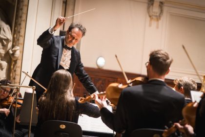 La valse & La mer, 12. června 2025, Obecní dům – Sascha Götzel, Symfonický orchestr hl. m. Prahy FOK (foto Pavla Hartmanová)