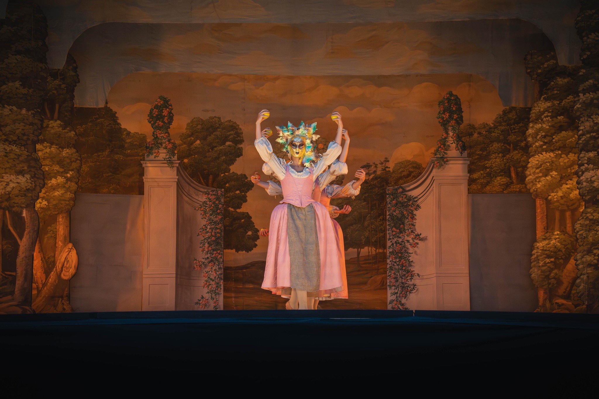 Bach Dansant, 21. července 2025, nádvoří HAMU – Epochal Dances (foto Adam Rojko)