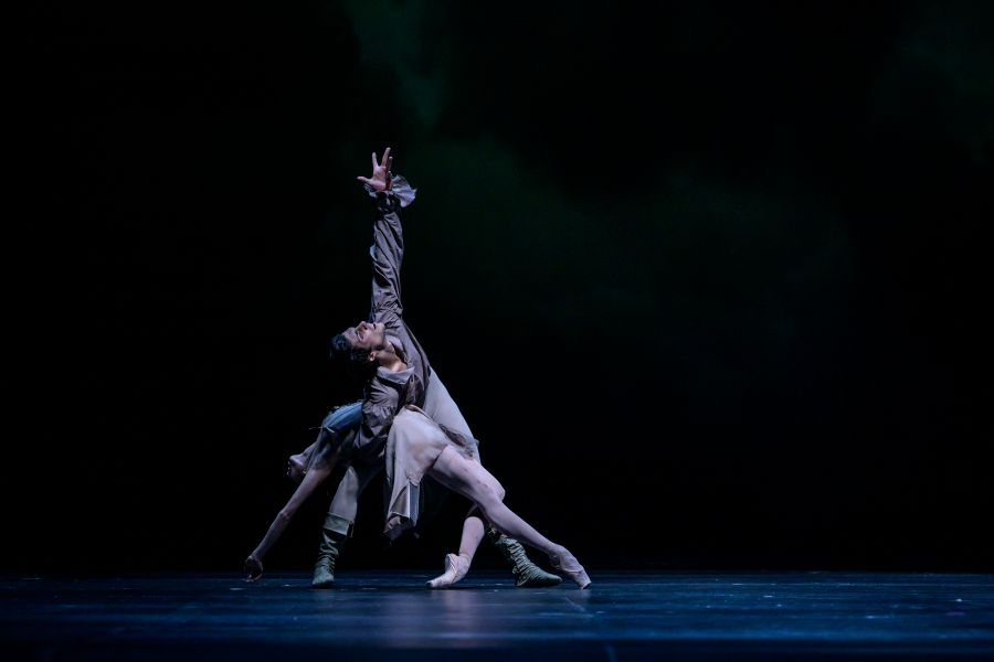 Balet ND – L´Histoire de Manon (Romina Contreras a Danilo Lo Monaco, foto Serghei Gherciu)