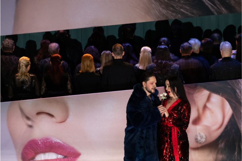 Giuseppe Verdi: La traviata, Moravské divadlo Olomouc – Raman Hasymau a Lada Bočková (foto: Tereza Valnerová)