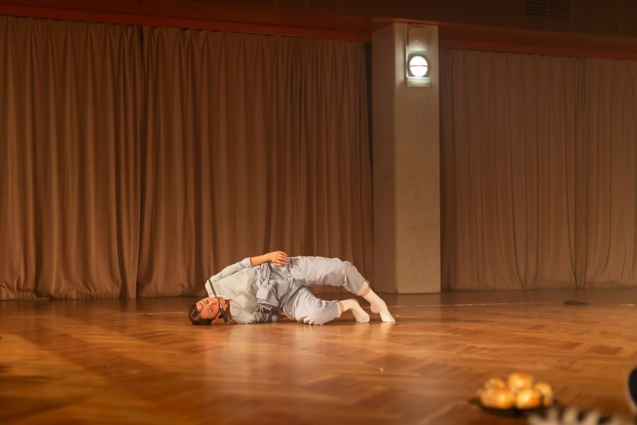 Camille Mutel: Já ne (foto Alena Češková)