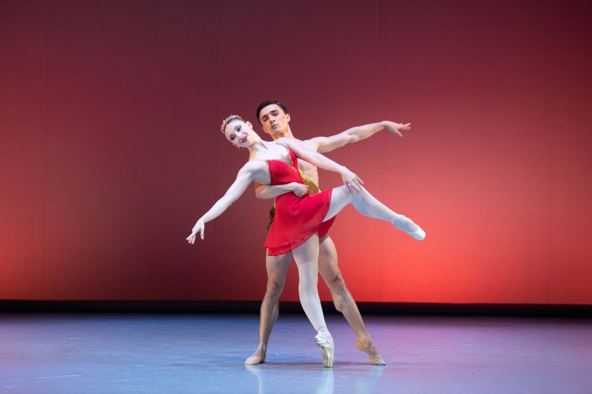 DJKT Balet Gala 2025 (Margarida Goncalves a Simone Carosso, foto Irena Štěrbová)