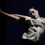 Daniela Hanelová – Cadavre exquis (foto Duša Gabor, Monodance Festival)