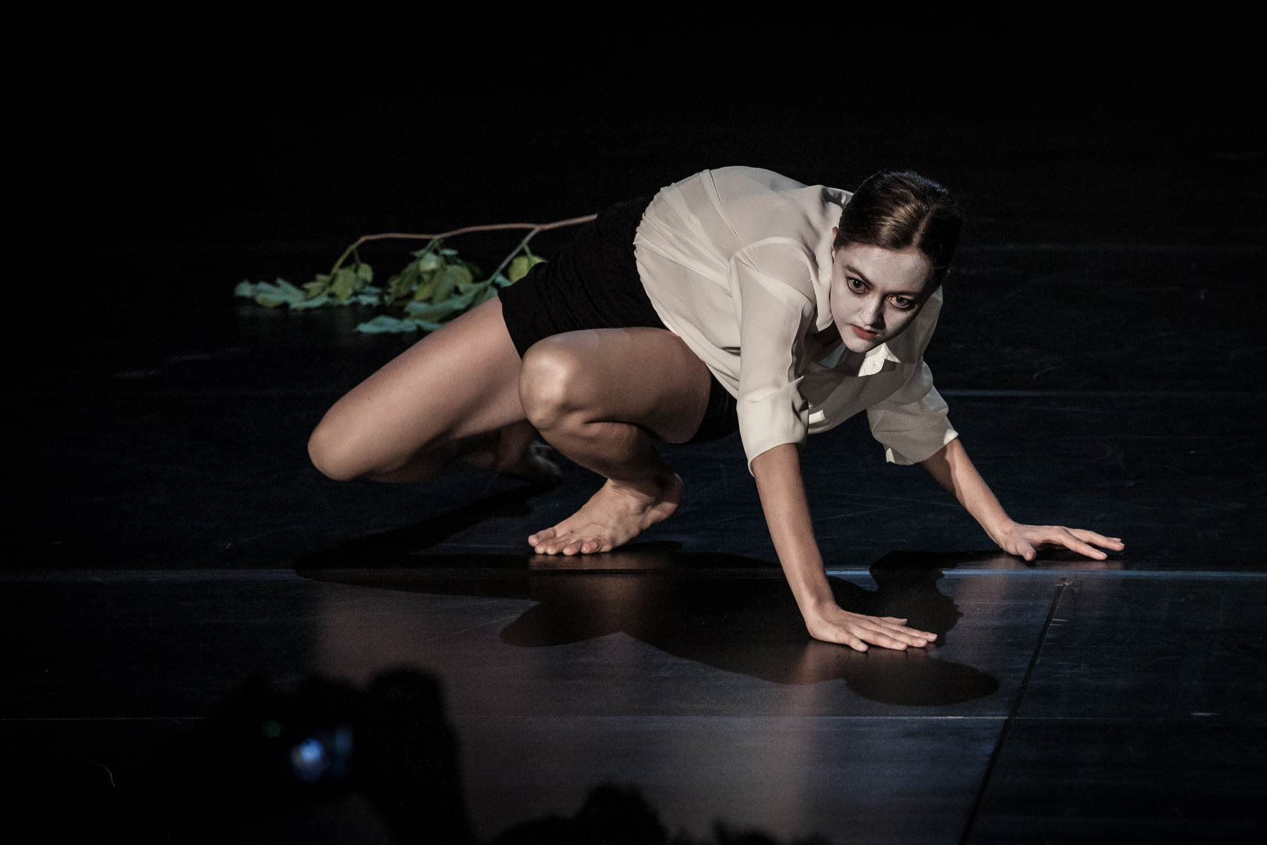 Daniela Hanelová – Cadavre exquis (foto Michel Nahabedian)