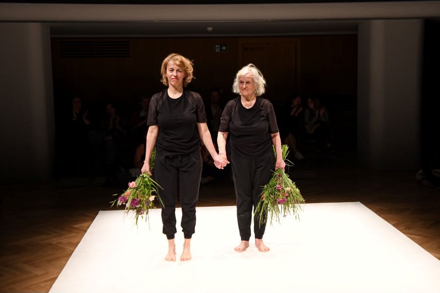 Eszter Salamon a Erzsébet Gyarmati (foto Michal Hančovský, Divadelní Flora 2025)