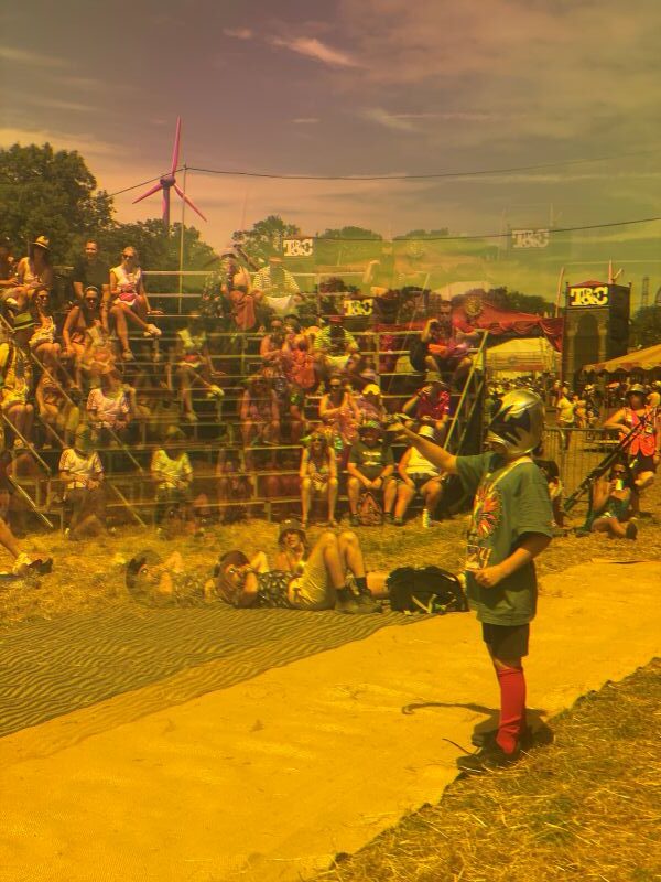 Glastonbury Festival of Contemporary Performing Arts (foto Nina Bumbálková)