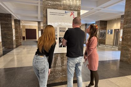 Výstava zachycující Průřez historií a vývoj Mezinárodního hudebního festivalu Leoše Janáčka v prostorách ostravského magistrátu na Prokešově náměstí (zdroj Mezinárodní hudební festival Leoše Janáčka)