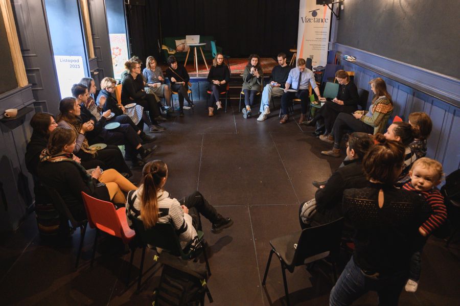 Kulatý stůl Role oborových organizací (foto archiv Vize tance)