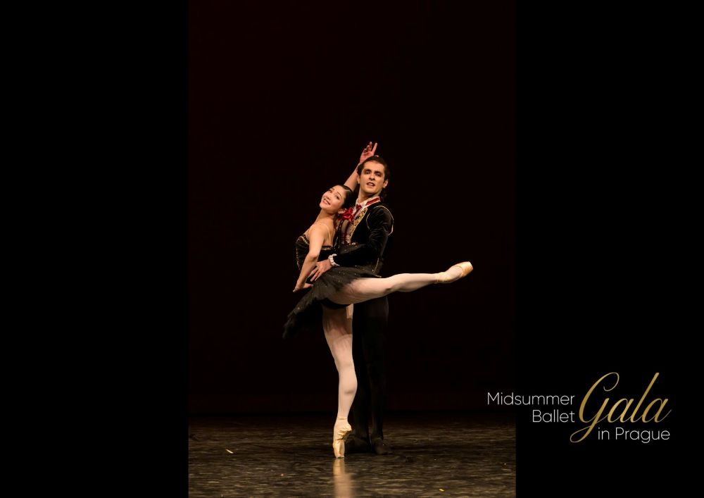 Madoka Sugai a Razmik Marukyan v pas de deux z Dona Quijota (Midsummer Ballet Gala 2025, foto Serghei Gherciu)