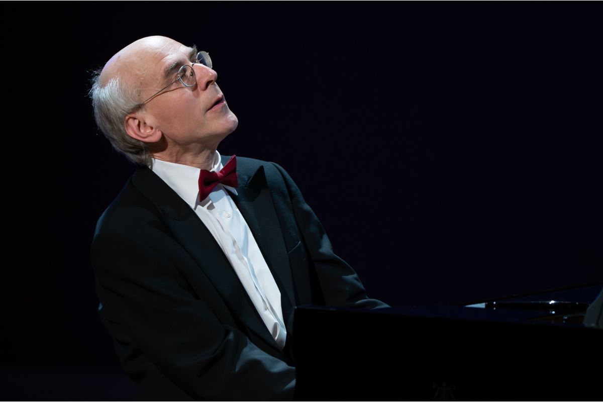 Igor Ardašev – Klavírní recitál, 12. dubna 2025, Rudolfinum, Dvořákova síň – Igor Ardašev (Foto Ivan Malý)