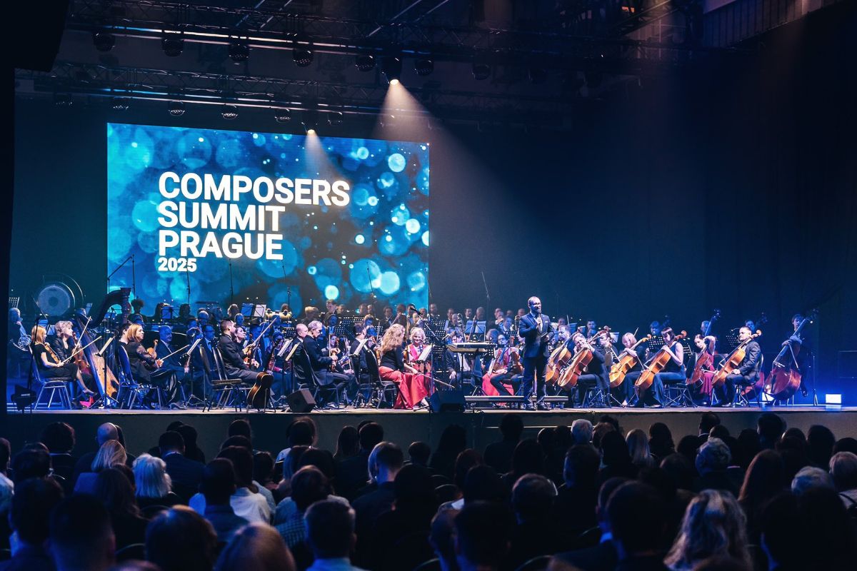 Hudba spojuje: Benefiční koncert Hollywoodských skladatelů, 22. duben 2025, Veletržní palác, Praha – Český národní symfonický orchestr (foto Petr Klapper)