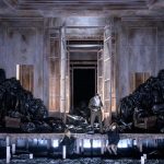 Luigi Cherubini: Médea, Stavovské divadlo – Médea: Arnheiður Eiríksdóttir, Marcell Bakonyi, Světlana Aksenová (foto Petr Neubert)